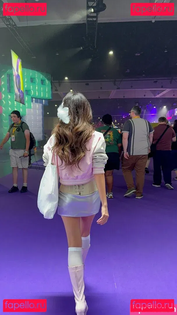 Eeeveenara Onlyfans Photo Gallery 