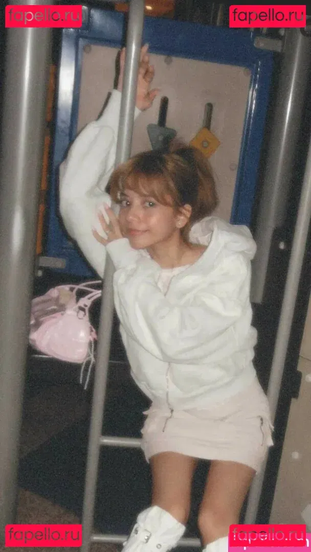 Eeeveenara Onlyfans Photo Gallery 