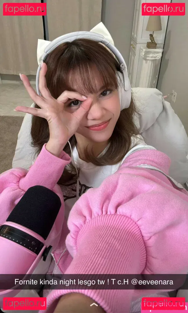 Eeeveenara Onlyfans Photo Gallery 