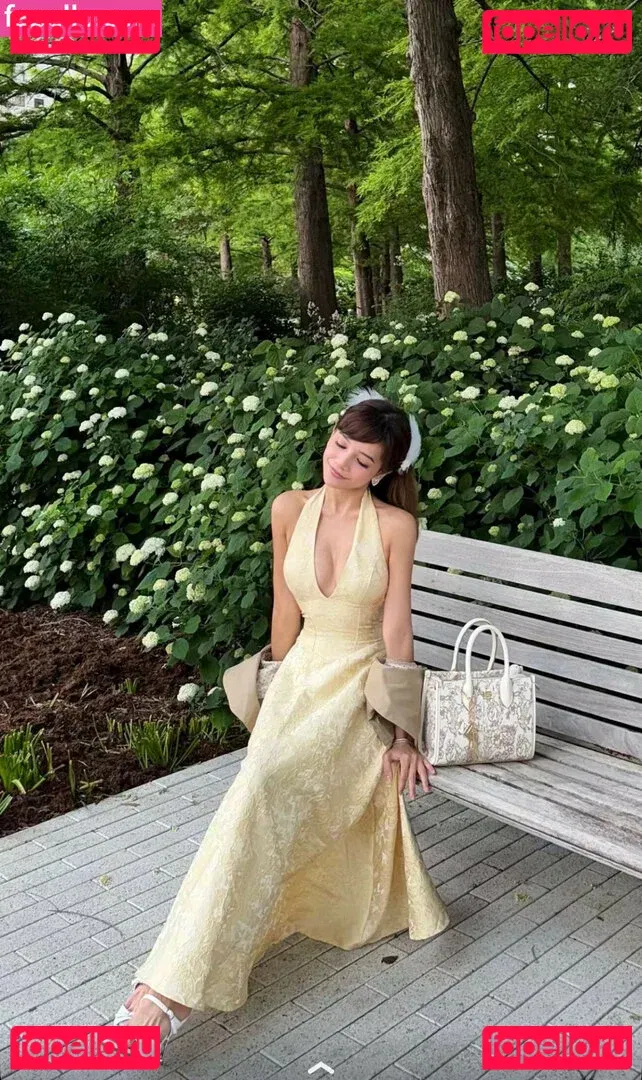 Eeeveenara Onlyfans Photo Gallery 