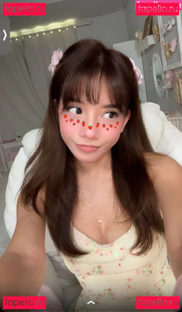 Eeeveenara Onlyfans Photo Gallery 