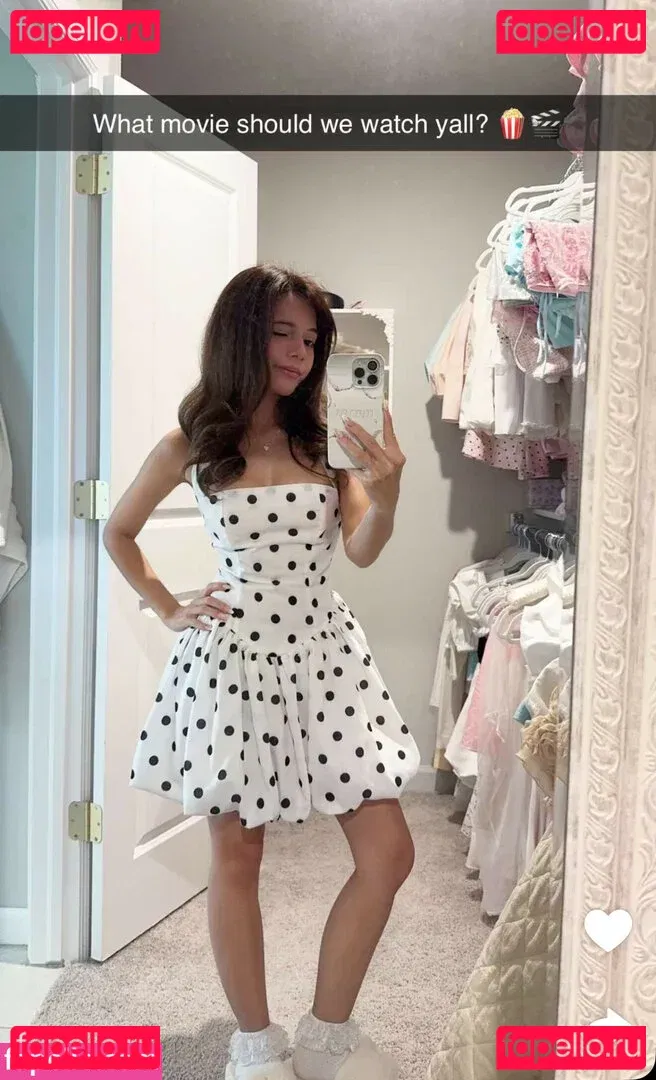 Eeeveenara Onlyfans Photo Gallery 