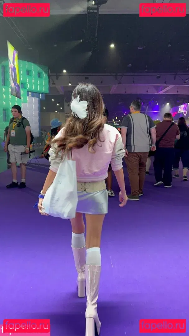 Eeeveenara Onlyfans Photo Gallery 