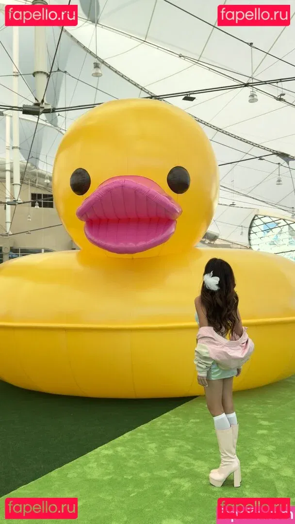 Eeeveenara Onlyfans Photo Gallery 