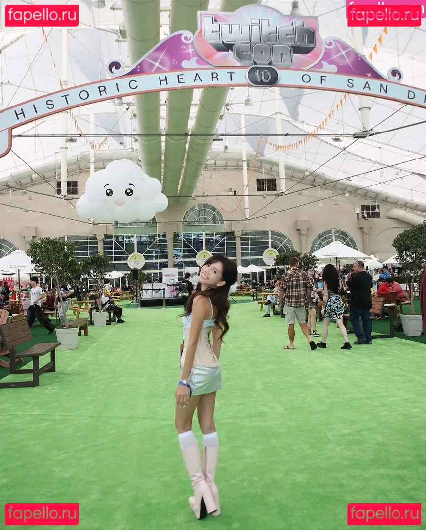 Eeeveenara Onlyfans Photo Gallery 