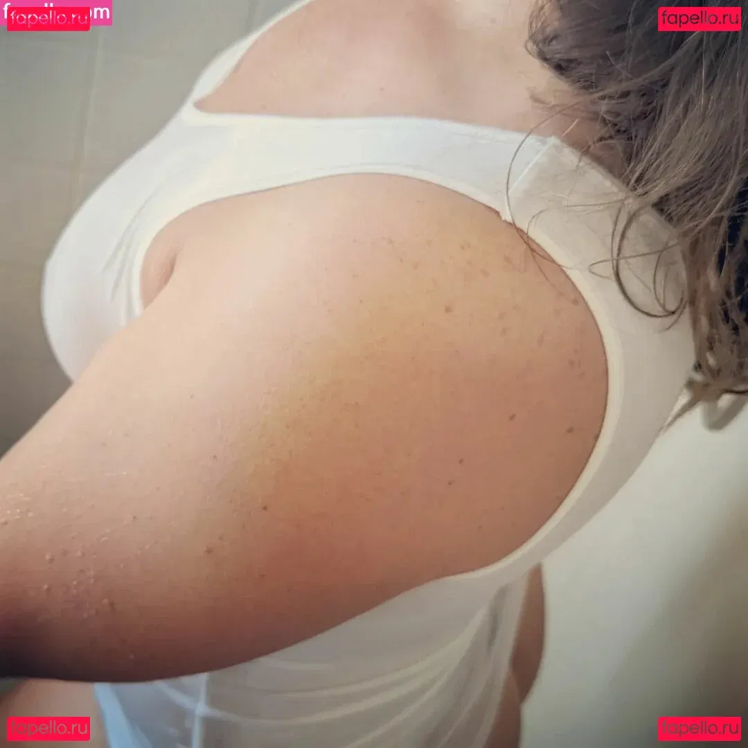 Geekymom Jess Onlyfans Photo Gallery 