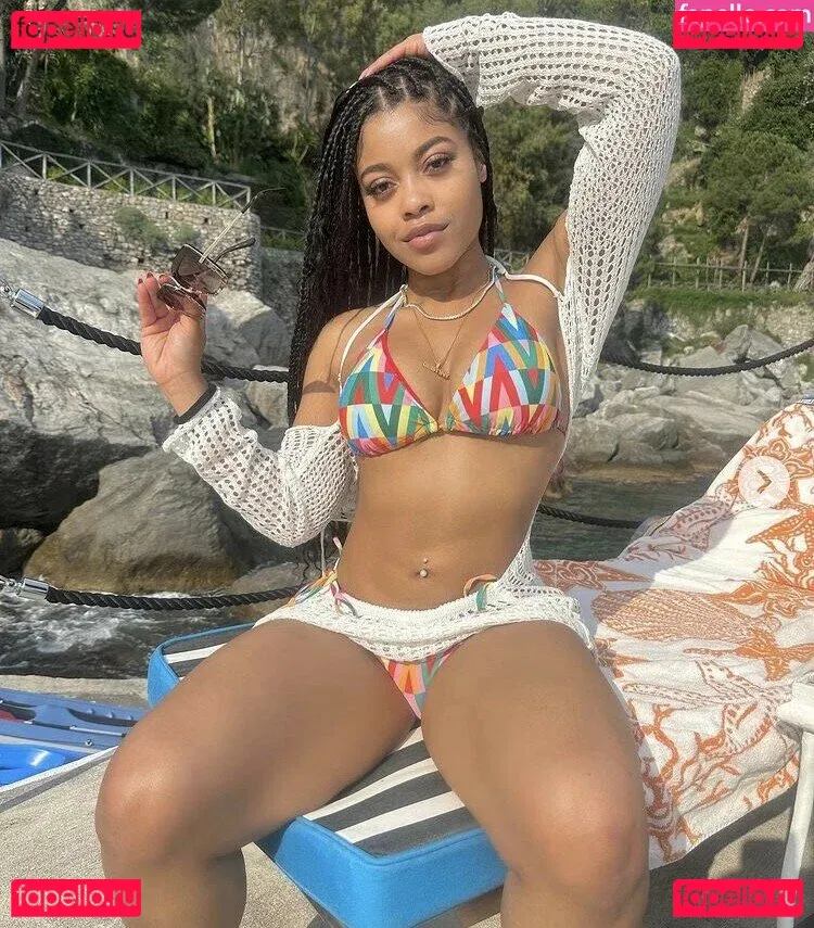 Rappers Daughters Onlyfans Photo Gallery 
