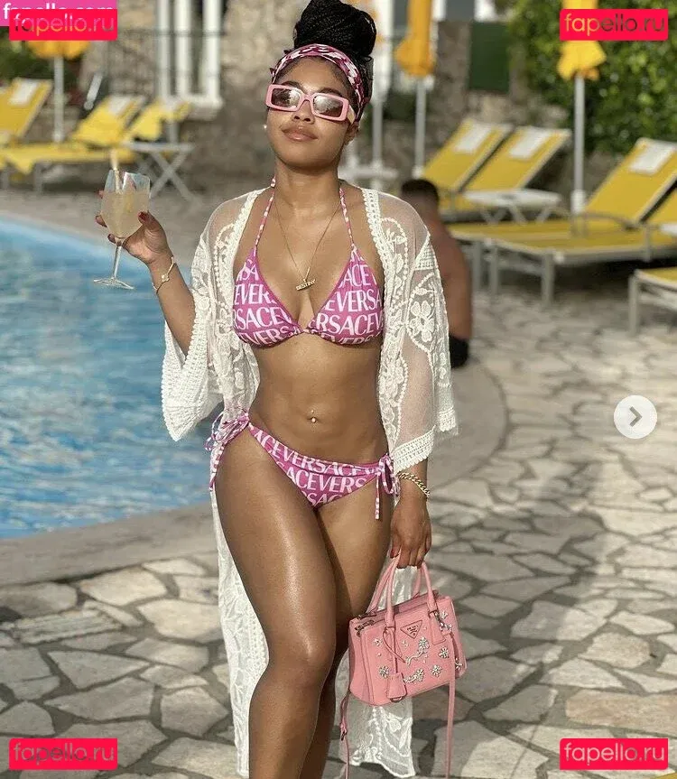 Rappers Daughters Onlyfans Photo Gallery 