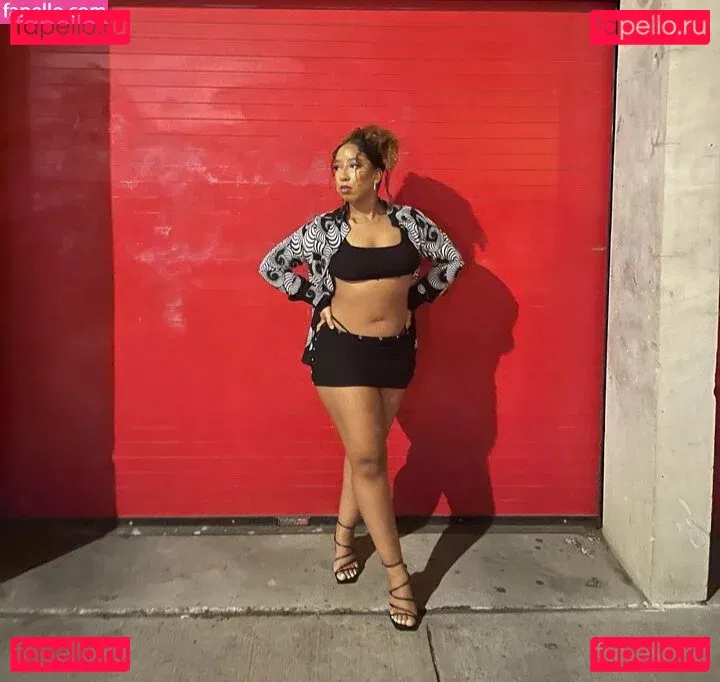 Rappers Daughters Onlyfans Photo Gallery 