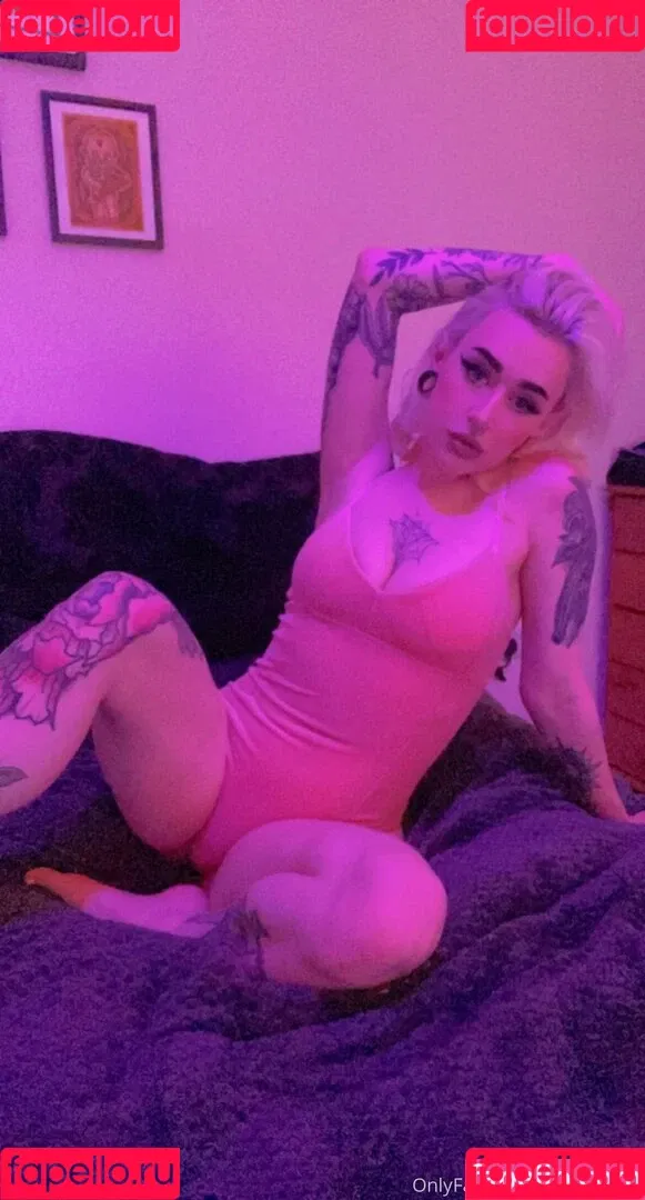 meh_danni Onlyfans Photo Gallery 