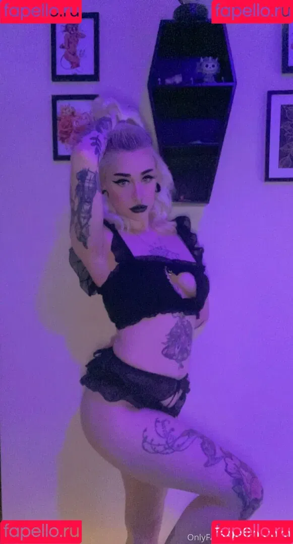 meh_danni Onlyfans Photo Gallery 