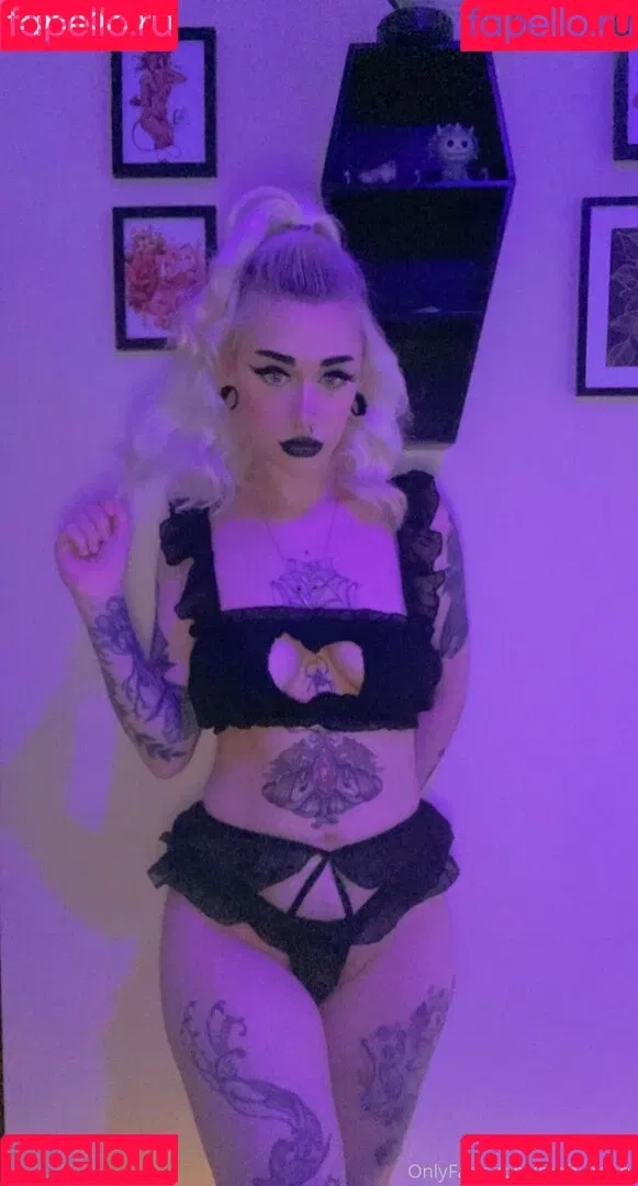 meh_danni Onlyfans Photo Gallery 