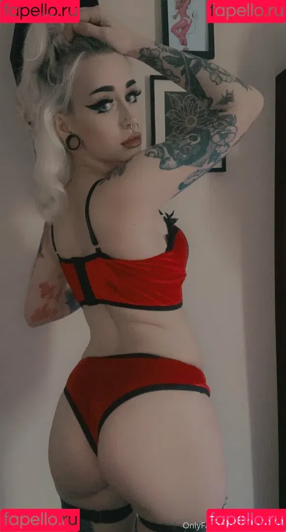 meh_danni Onlyfans Photo Gallery 