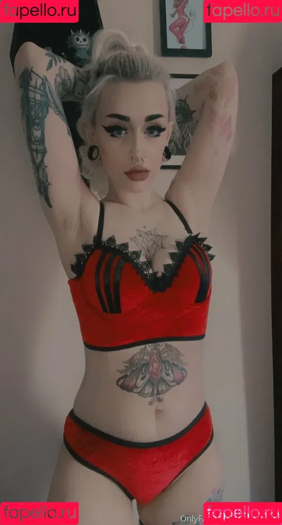 meh_danni Onlyfans Photo Gallery 