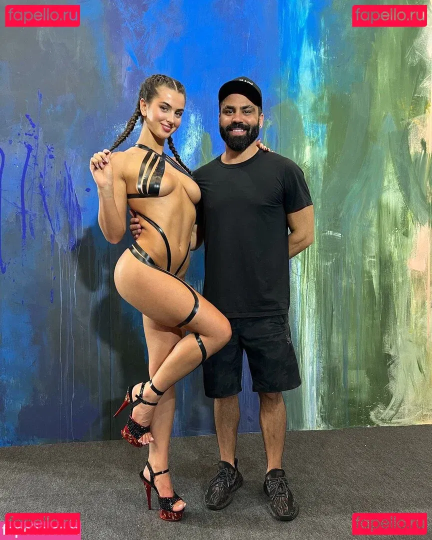 BlackTapeProject Onlyfans Photo Gallery 