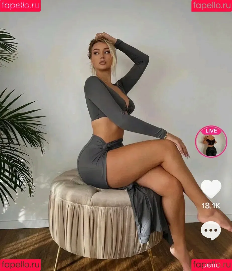 Uresa Zogu Onlyfans Photo Gallery 