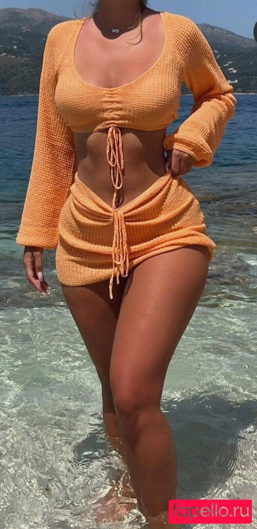 Uresa Zogu Onlyfans Photo Gallery 