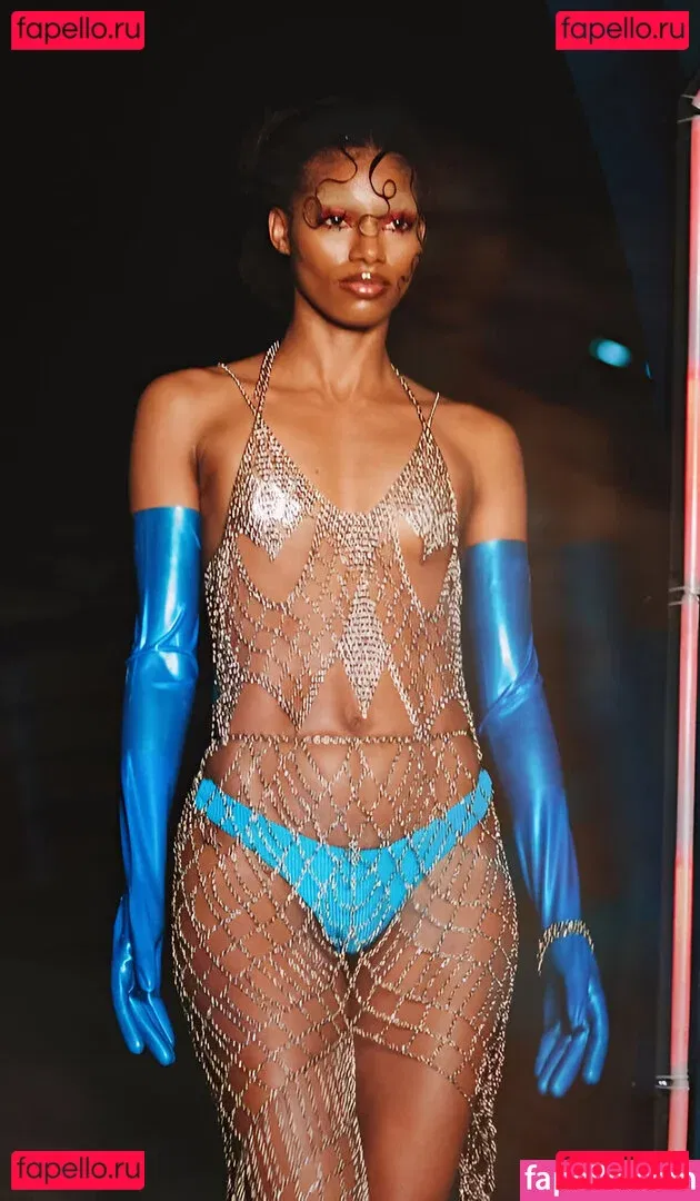 Tina Calamba Onlyfans Photo Gallery 