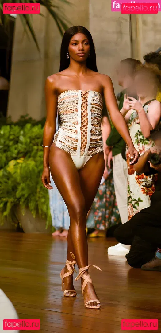 Tina Calamba Onlyfans Photo Gallery 