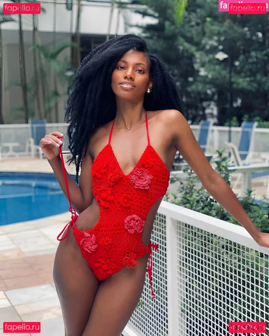 Tina Calamba Onlyfans Photo Gallery 