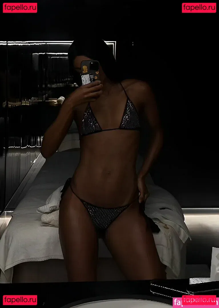 Tina Calamba Onlyfans Photo Gallery 