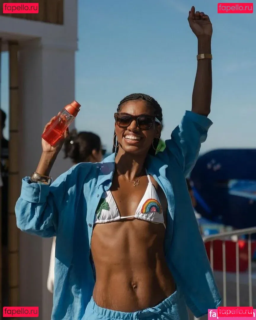 Tina Calamba Onlyfans Photo Gallery 