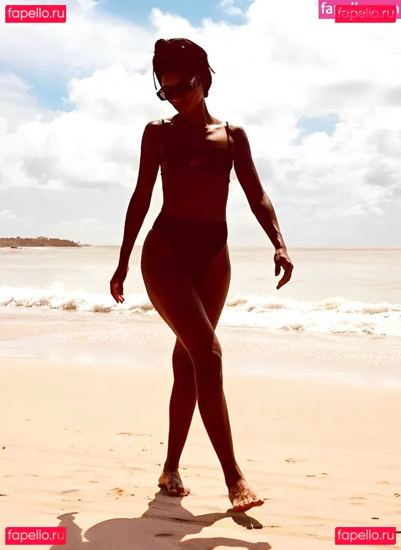 Tina Calamba Onlyfans Photo Gallery 