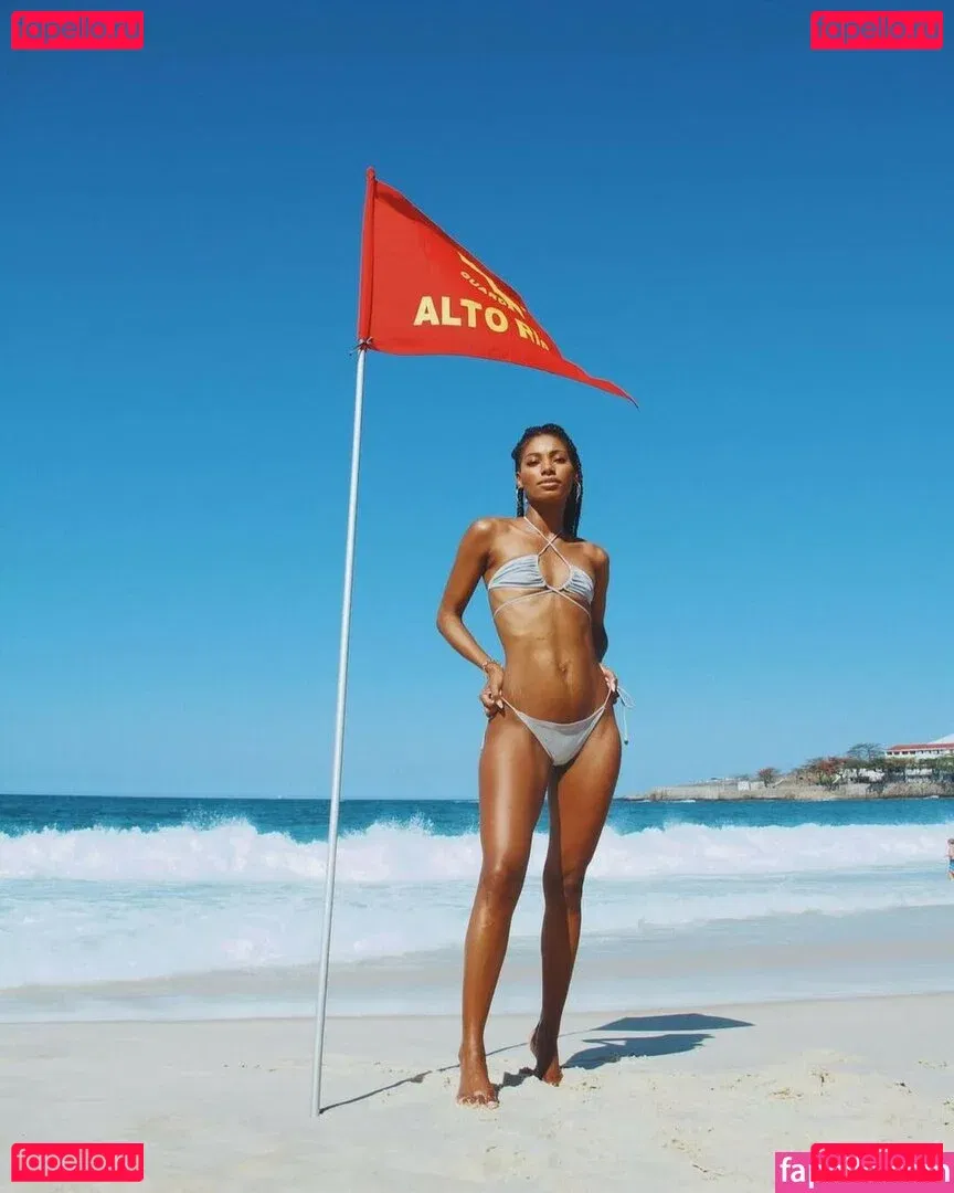 Tina Calamba Onlyfans Photo Gallery 