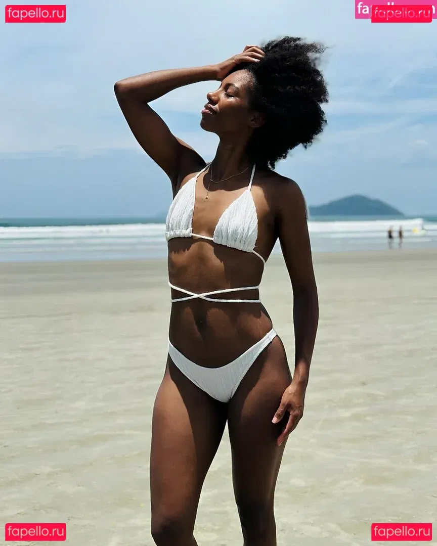 Tina Calamba Onlyfans Photo Gallery 