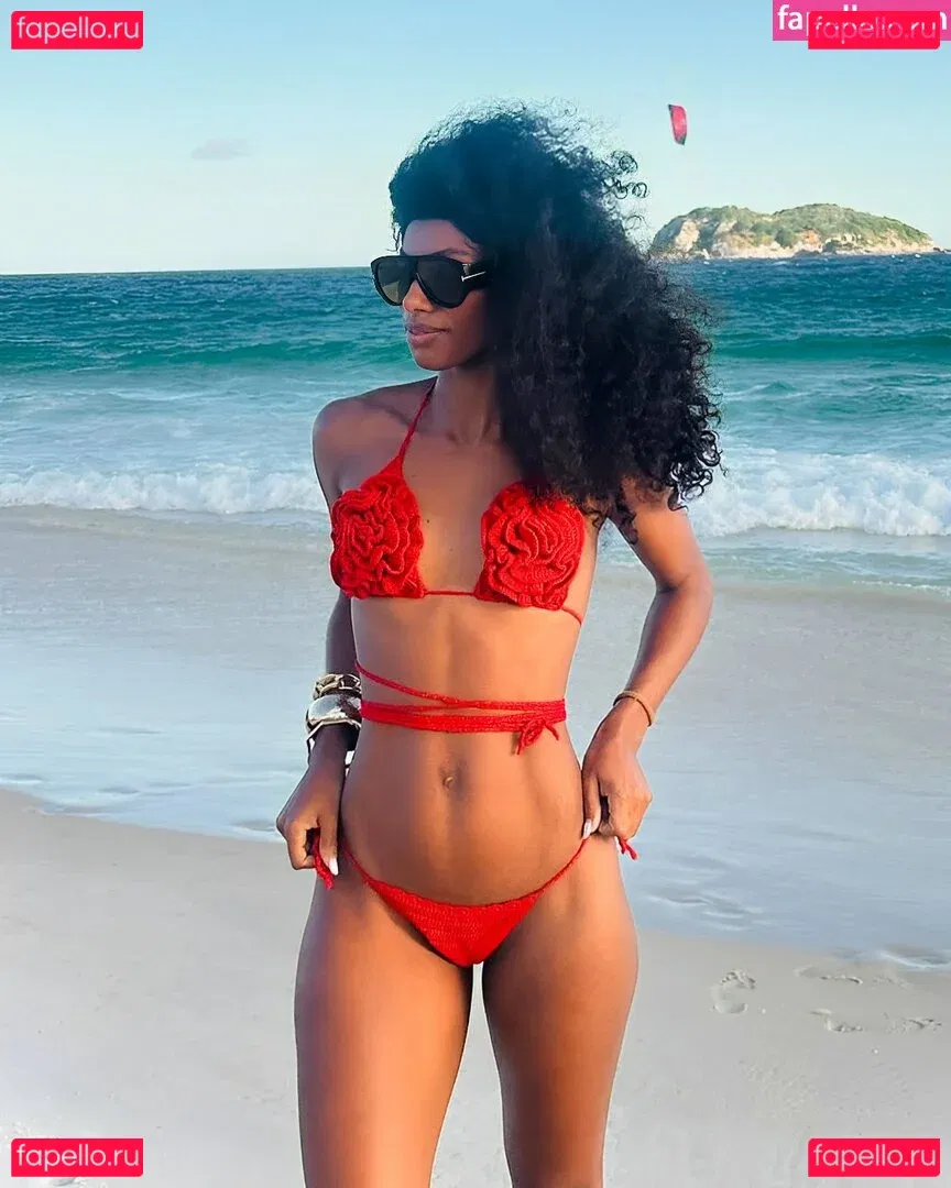 Tina Calamba Onlyfans Photo Gallery 