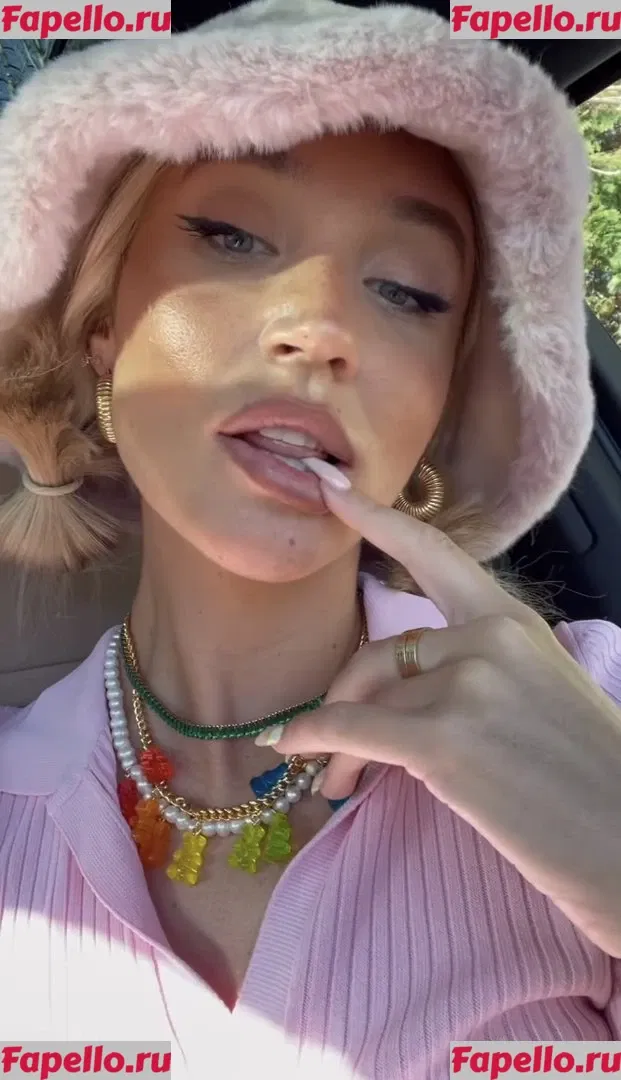 Megan McKenna Onlyfans Photo Gallery 