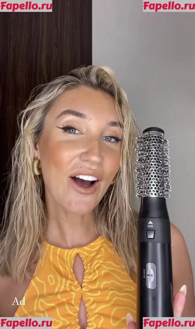 Megan McKenna Onlyfans Photo Gallery 