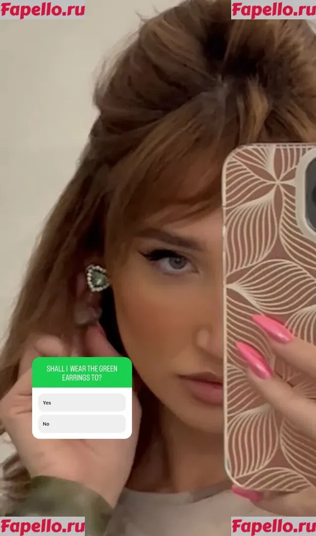 Megan McKenna Onlyfans Photo Gallery 
