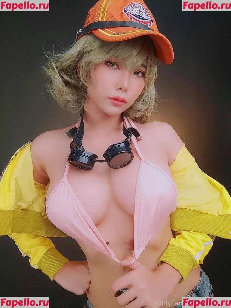 Minichu Thai Onlyfans Photo Gallery 