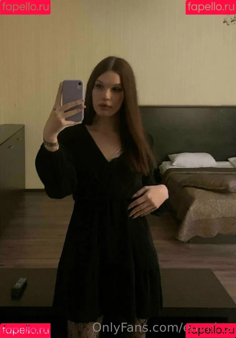 emmii_ts Onlyfans Photo Gallery 