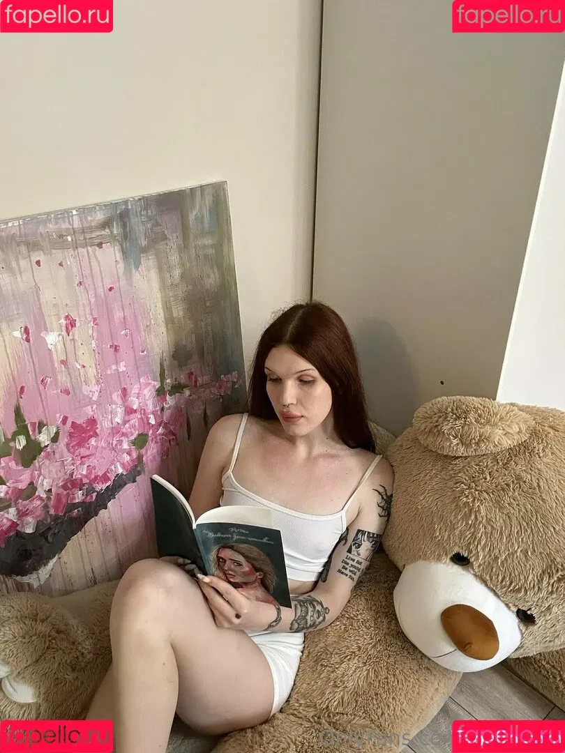 emmii_ts Onlyfans Photo Gallery 