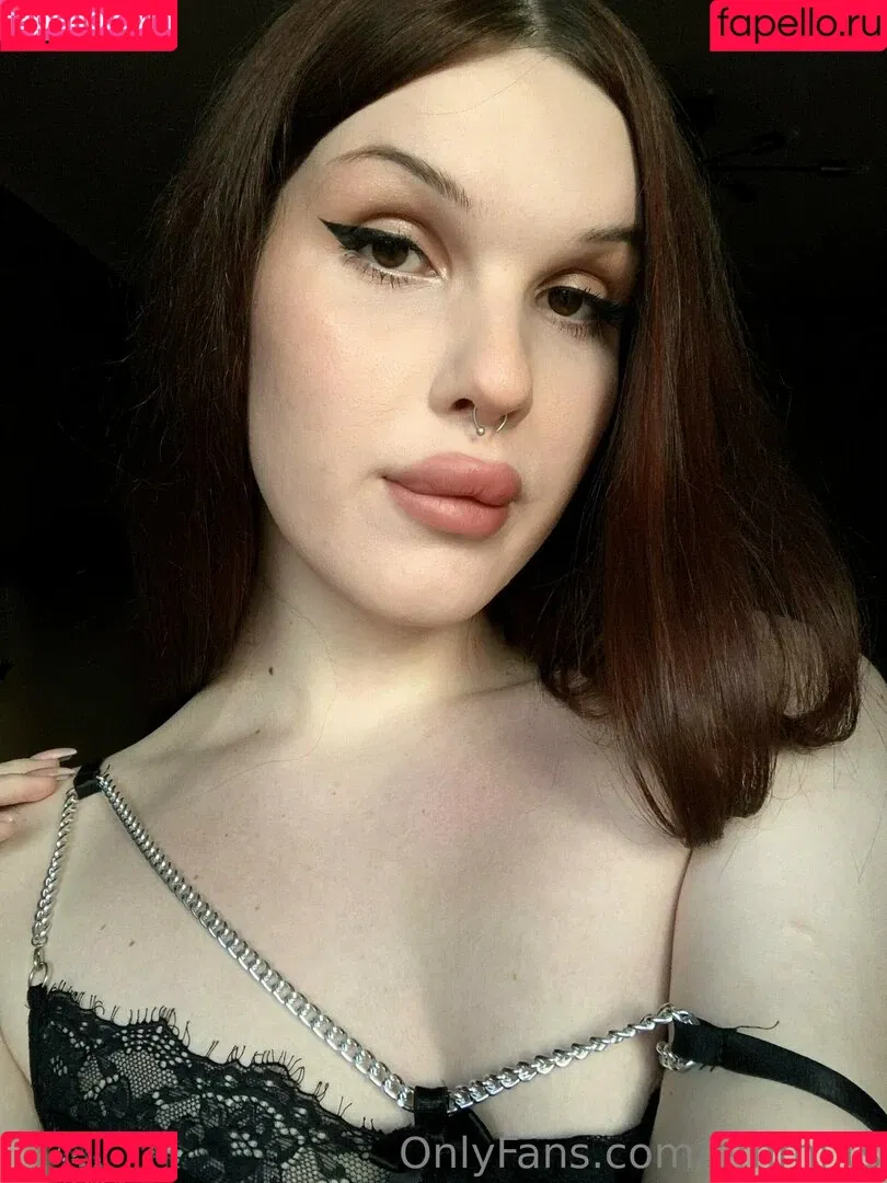 emmii_ts Onlyfans Photo Gallery 