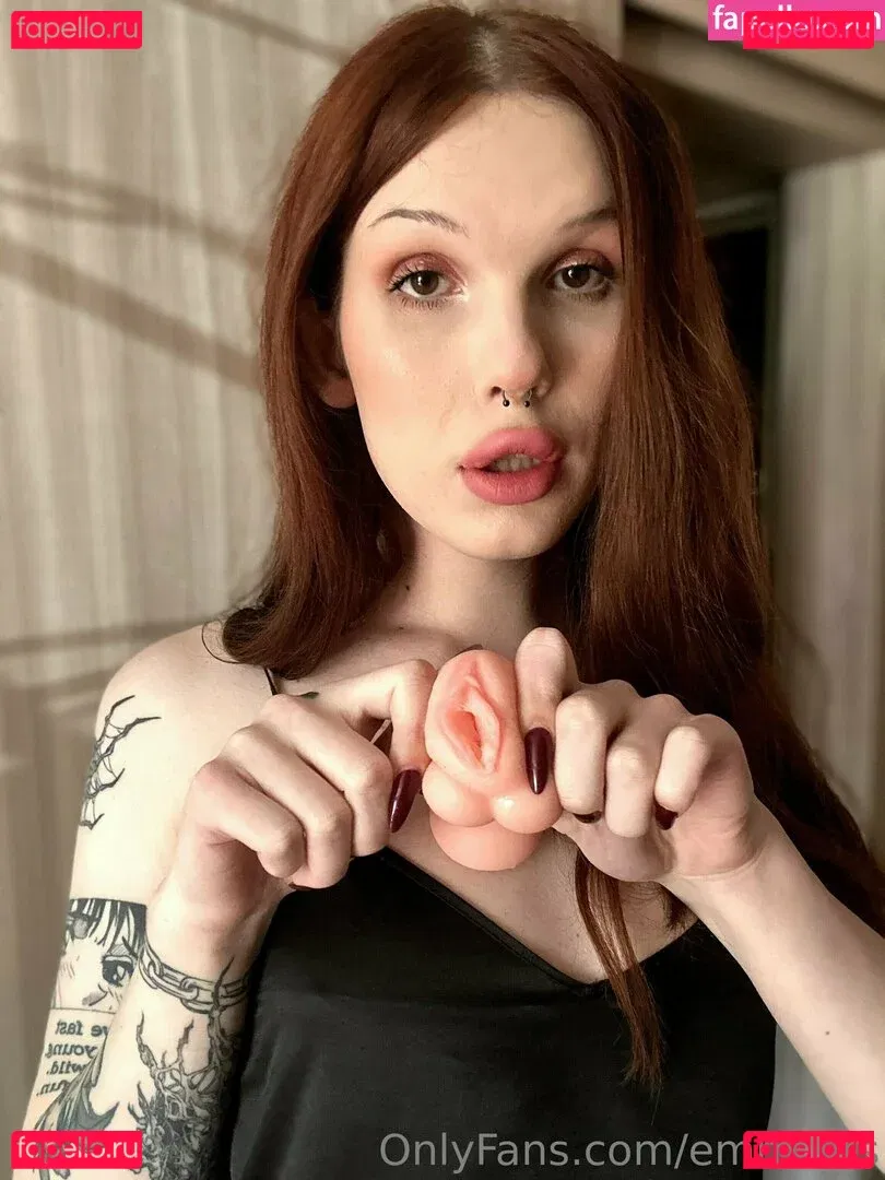 emmii_ts Onlyfans Photo Gallery 