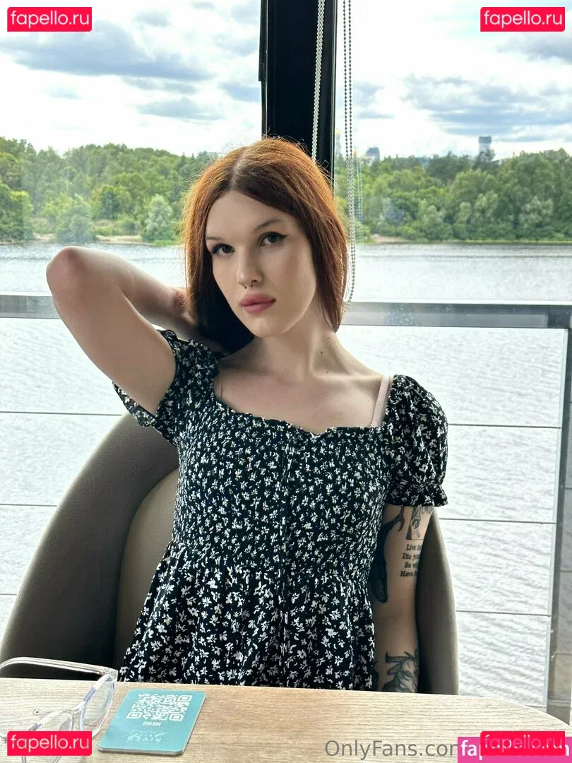 emmii_ts Onlyfans Photo Gallery 