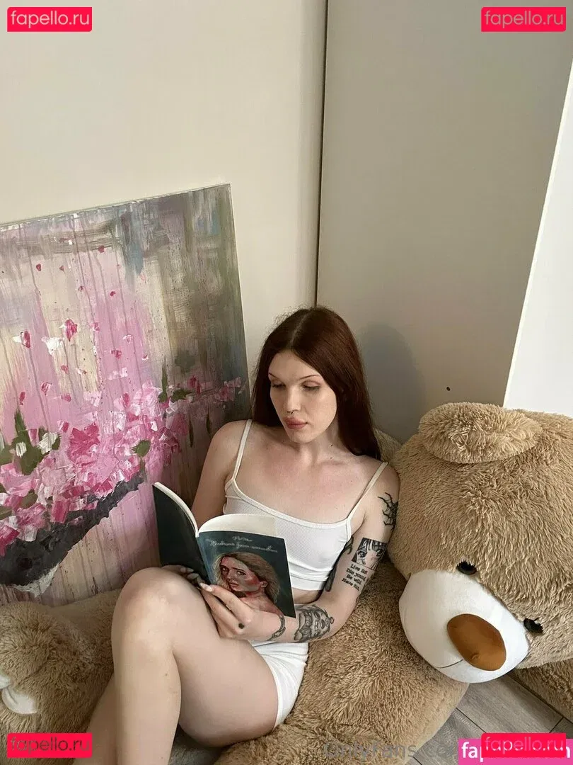 emmii_ts Onlyfans Photo Gallery 