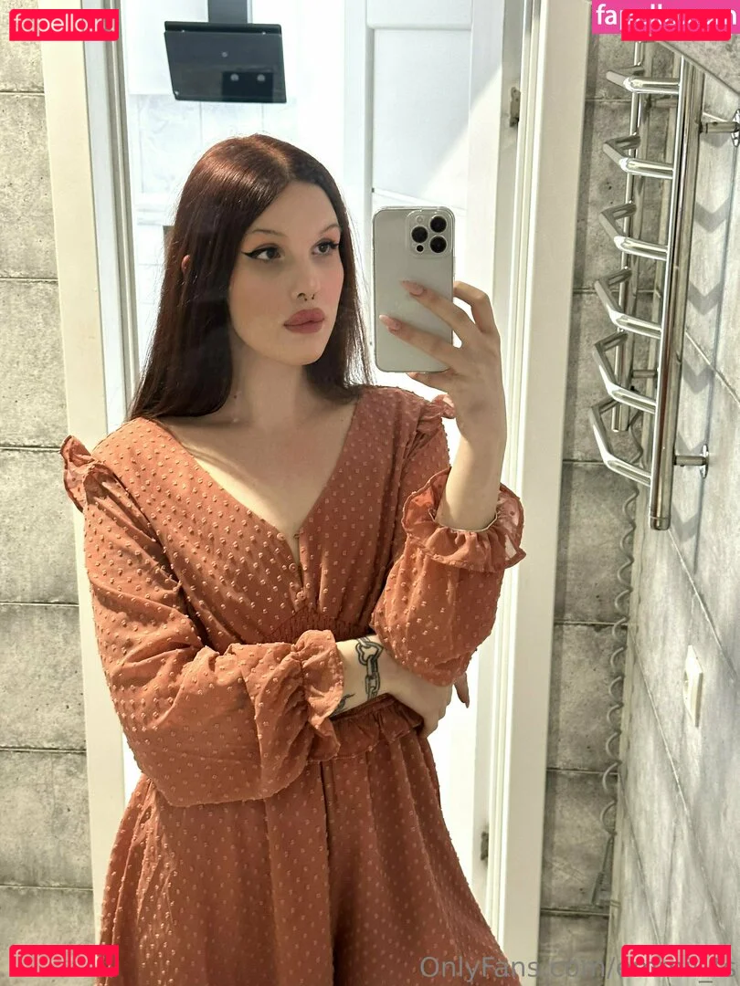 emmii_ts Onlyfans Photo Gallery 