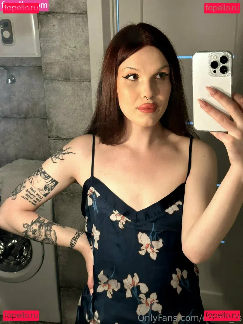 emmii_ts Onlyfans Photo Gallery 