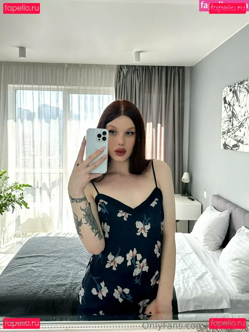 emmii_ts Onlyfans Photo Gallery 