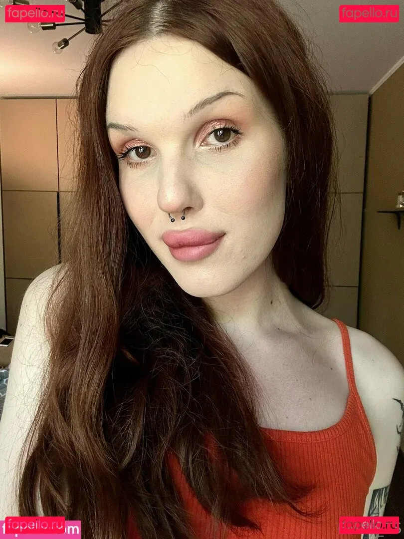 emmii_ts Onlyfans Photo Gallery 