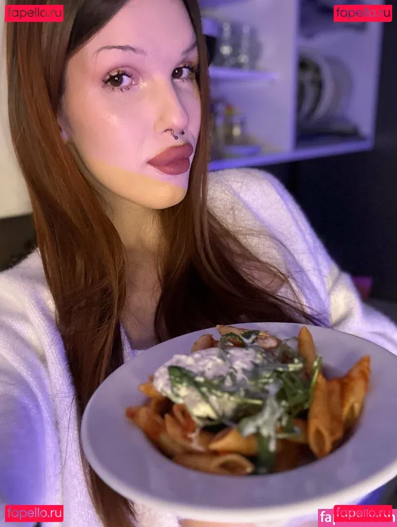 emmii_ts Onlyfans Photo Gallery 