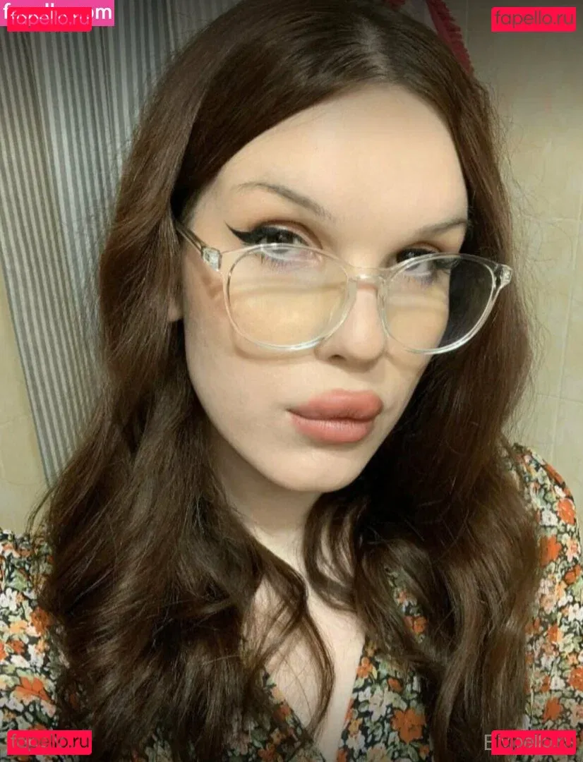 emmii_ts Onlyfans Photo Gallery 