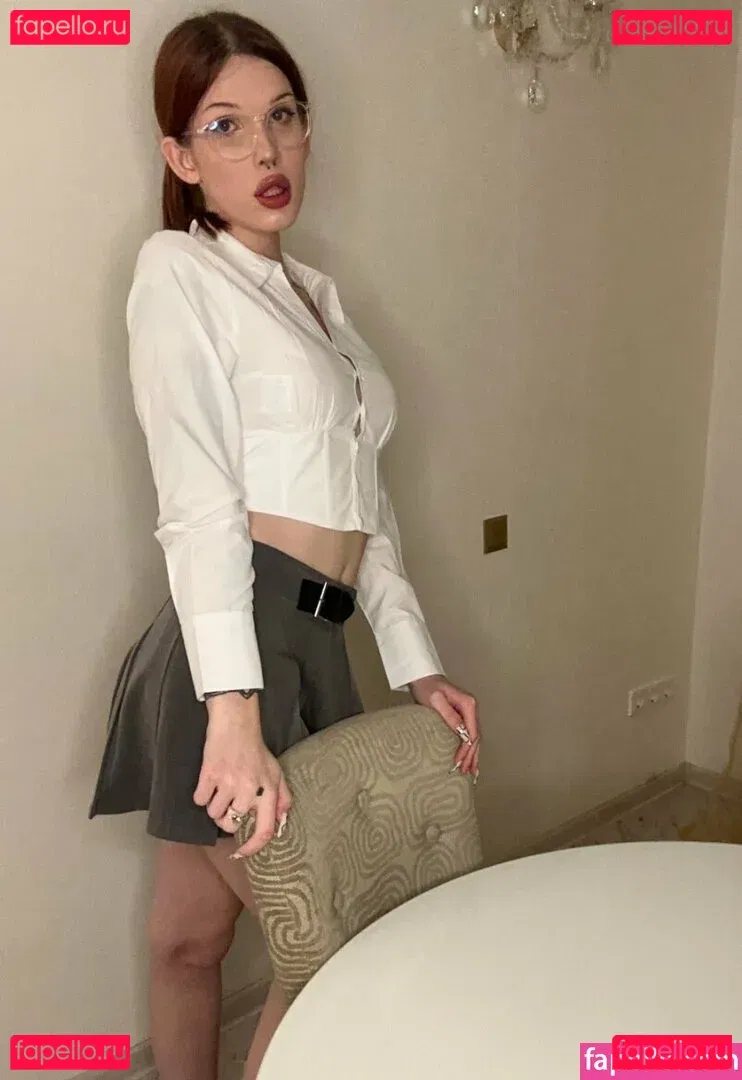 emmii_ts Onlyfans Photo Gallery 