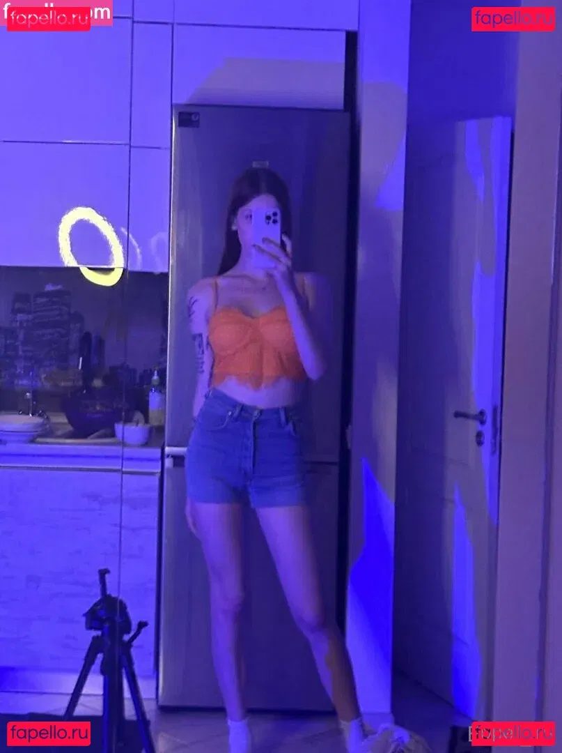 emmii_ts Onlyfans Photo Gallery 