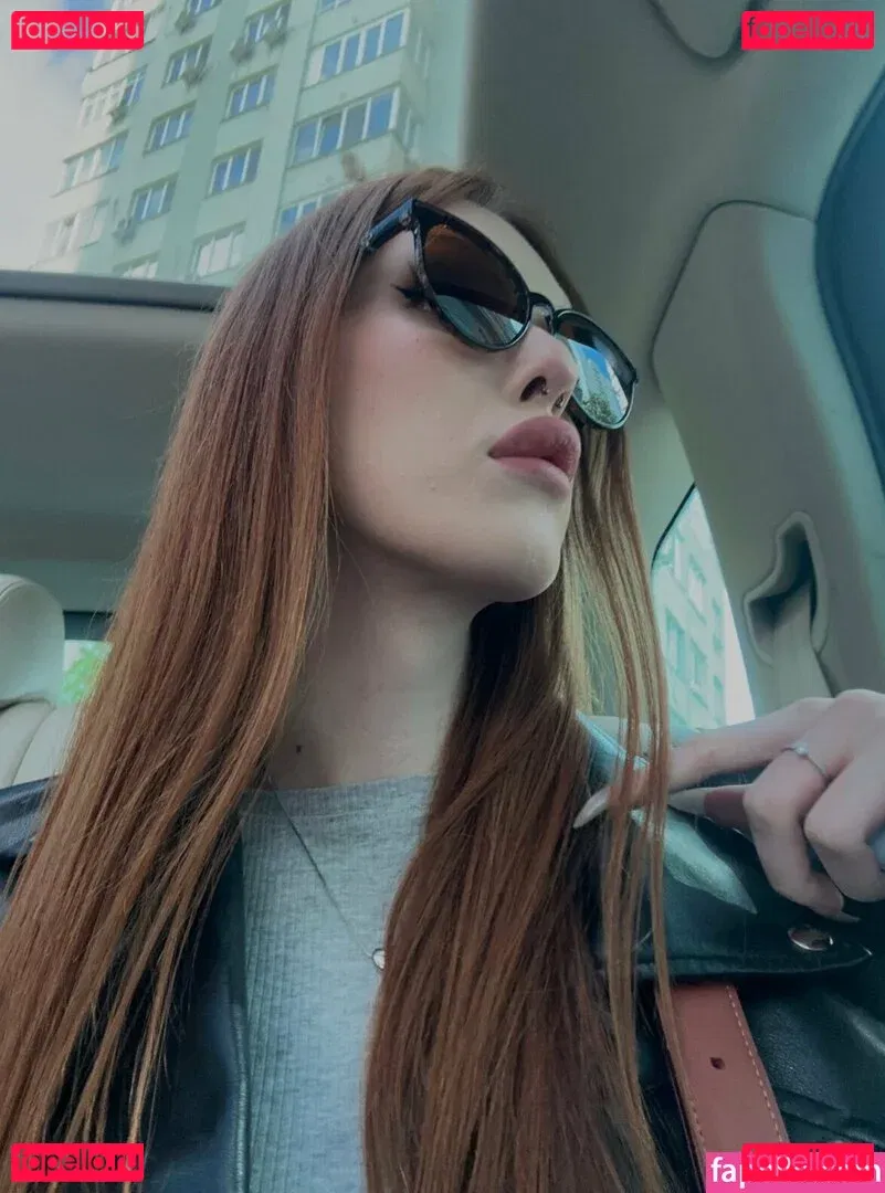 emmii_ts Onlyfans Photo Gallery 