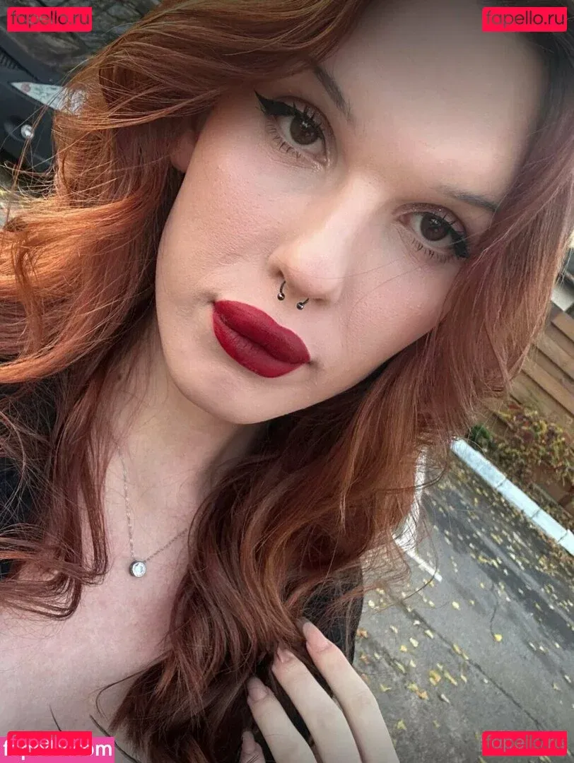 emmii_ts Onlyfans Photo Gallery 